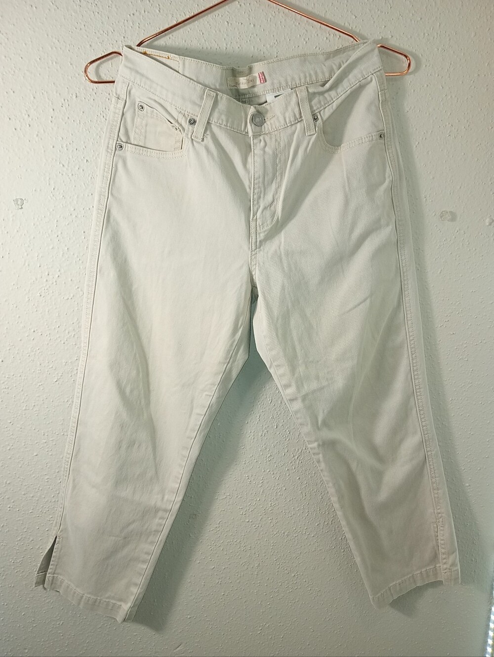 Women's Levi's Beige Straight Leg Capri Jeans sz 10